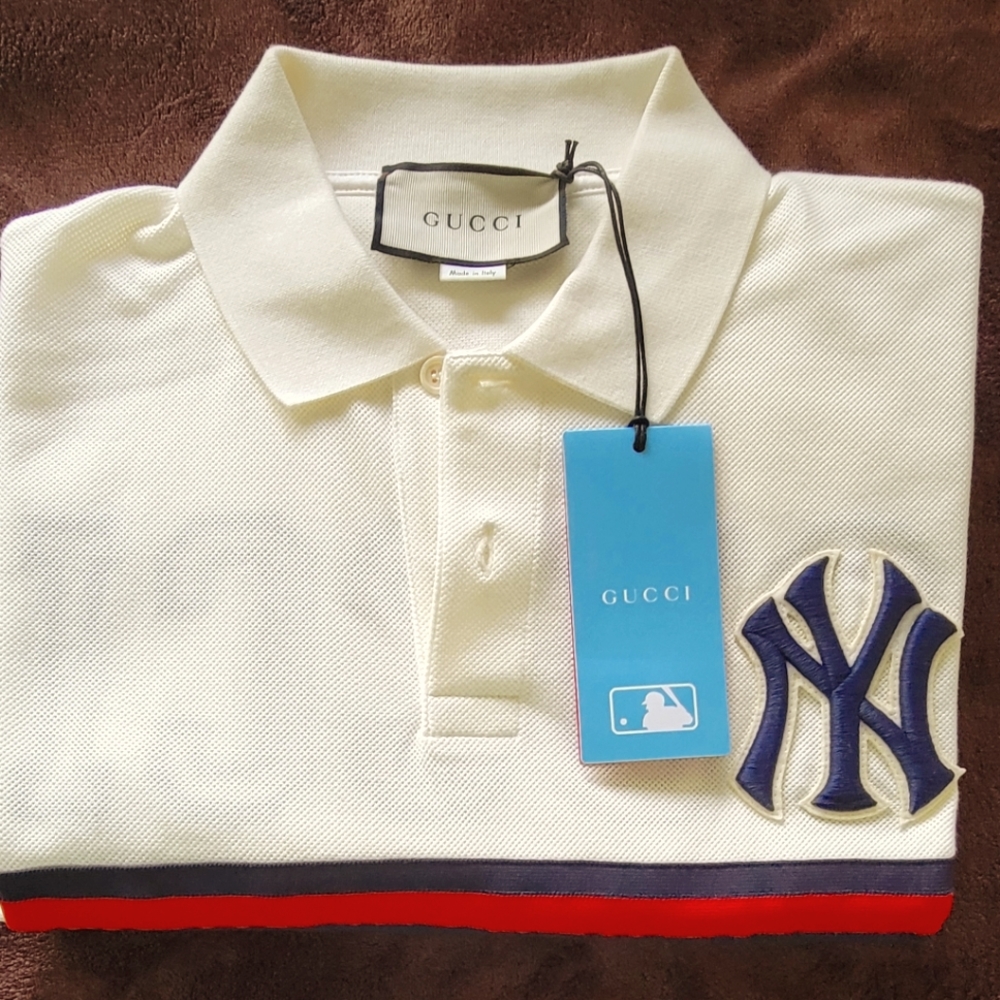 Brand *NEW* GUCCI Short Sleeved Polo